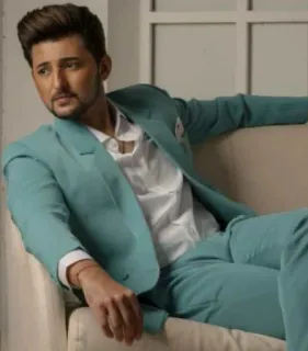 😎 7afbabd5 uomo, abito, maschio, persona, moda, ritratto telegram sticker