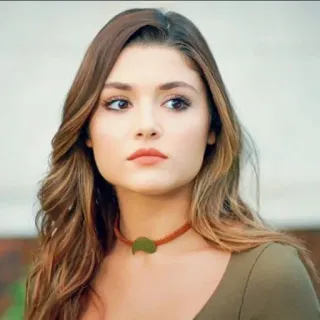 🙄 e63706b1 woman, portrait, person, actress, headshot, brown hair telegram sticker