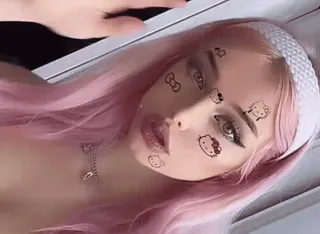 ✨ c9ffe9c4 헬로키티, 여자, 분홍 머리, 스티커, 뷰티, 귀여운 telegram sticker