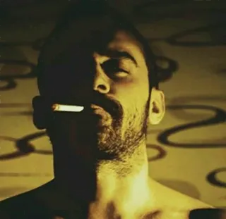 🚬 26fa6693 man, sigaret, roken, portret, tabak telegram sticker