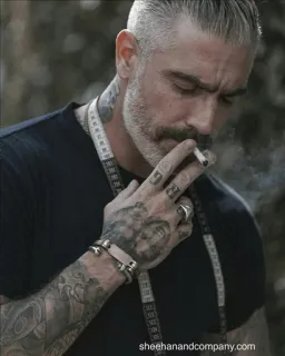 🚬 58fc37e6 sheehanandcompany.com man, roken, tatoeages, sieraden, stijlvol, portret telegram sticker
