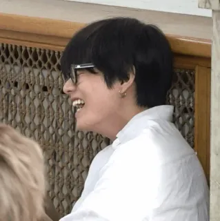 😂 41fae35a คน, ภาพเหมือน, ยิ้ม, ร่าเริง, มีความสุข telegram sticker