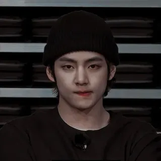 😑 781f55d5 บุคคล, ภาพเหมือน, ผู้ชาย, หมวก, หมวกไหมพรม, ภาพถ่ายหน้าตรง telegram sticker