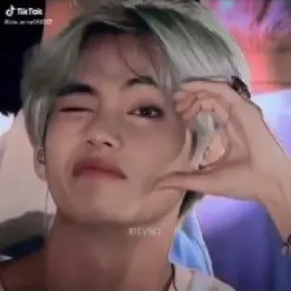😍 43089dd6 Kim Taehyung kpop, bts, v, koreanisch, promi, sänger whatsapp sticker