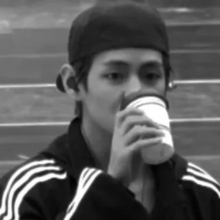 ▪️ 3a870e04 person, getränk, kaffee, tasse, mann, schwarzweiß telegram sticker