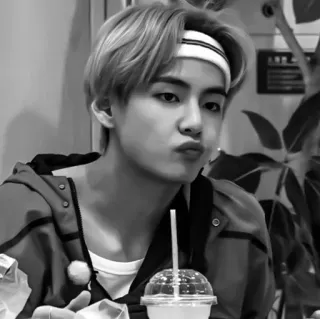 🌪 e53cc5ea telegram sticker