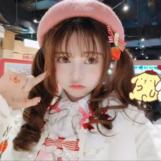 💜 550f54b9 fille, portrait, mignon, béret, mode, beauté telegram sticker