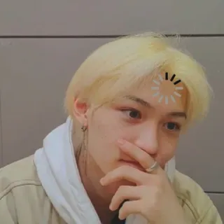 🤐 8a831c2f osoba, blond włosy, portret telegram sticker