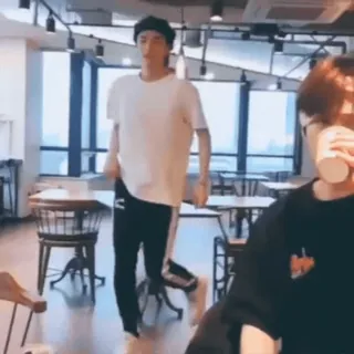 🕺 6970edd5 whatsapp sticker