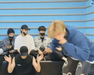 🕺 f217aae6 whatsapp sticker