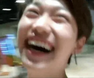 ♨️ 3987dc7f persoon, lachen, gezicht, uitdrukking, vreugde telegram sticker