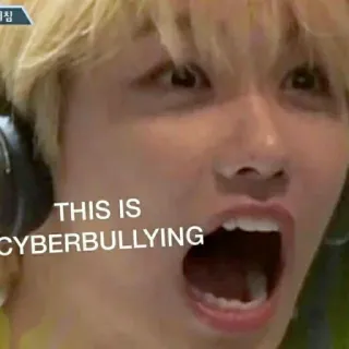 🤬 0bfff2df THIS IS CYBERBULLYING Cybermobbing, Mobbing, Meme, Reaktion, Lustig, Internet, Ausdruck telegram sticker