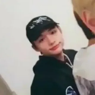 🙃 62356fb4 telegram sticker