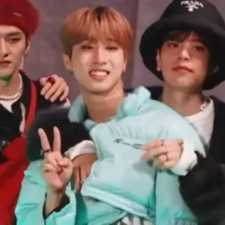 ✌️ 1d920f7c K-pop, Boy group, Asia, Musik, Hiburan, Idol telegram sticker
