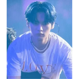 😐 a2ff7c7c LOVE Liebe, Shirt, Porträt, Mann, Kpop telegram sticker