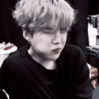 🧁 ac5d1e36 คน, ผู้ชาย, ใบหน้า, ภาพเหมือน, ขาวดำ, ทรงผม telegram sticker