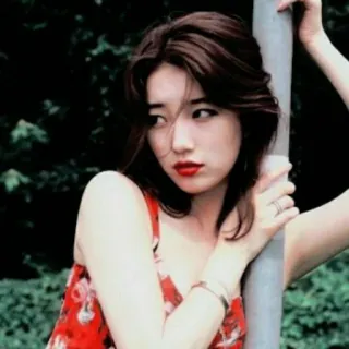 ☃️ 587c2a6c wanita, orang, perempuan, potret, gaun merah, korea telegram sticker