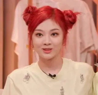 🌚 2f569750 vrouw, rood haar, portret, schoonheid, gezicht telegram sticker