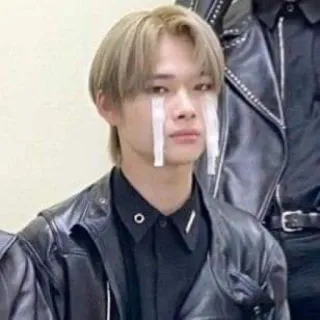 😭 4d30cff2 telegram sticker