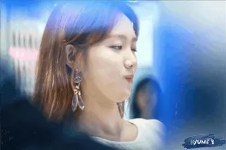 🦄 db295e12 HYUNIE B telegram sticker