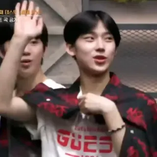 🙋‍♂️ 527b89ea GUES telegram sticker