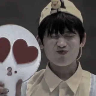 🍍 783bf414 3. hearts, number 3, cute, person, yellow telegram sticker