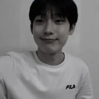 🍍 d6e7d44a FILA person, boy, t-shirt, portrait telegram sticker