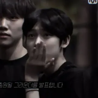 🍍 e18fc60d 충원될 그라운더를 발표합니다 telegram sticker