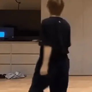 🚶‍♂️ 7c9ddc4f telegram sticker