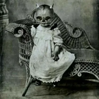 🙂 a99d9350 creepy, vintage, child, horror, skull, antique whatsapp sticker