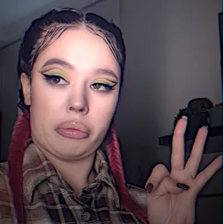 💍 1e2cbfdb девушка, лицо, женщина, выражение, жест, селфи telegram sticker