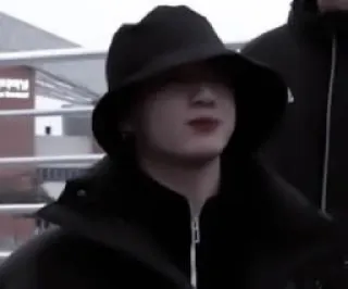 🤍 b7ff6237 telegram sticker