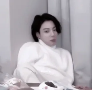 🤍 da978ec1 telegram sticker