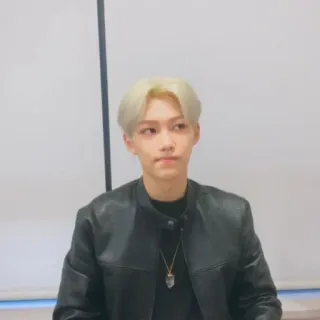 🌚 5045c9e5 telegram sticker