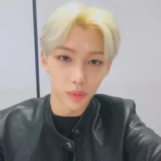 🌚 daf68732 telegram sticker