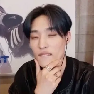 🌟 2f1c0b60 telegram sticker