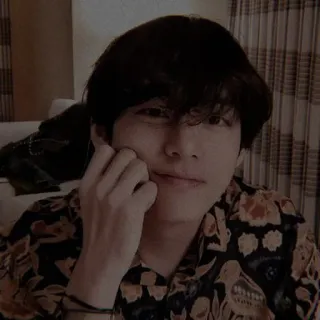 ⚔ 46334170 V Kpop, BTS, V, Taehyung, Chanteur, Idole, Coréen telegram sticker