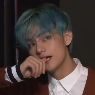 ⚔ b33bff09 V เคป๊อป, นักร้อง, เอเชีย, ผู้ชาย, วี, BTS telegram sticker