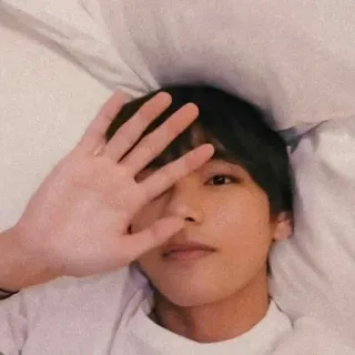 ⚔ f33c6190 V kpop, bts, วี, เพลงเกาหลี, นักร้อง telegram sticker