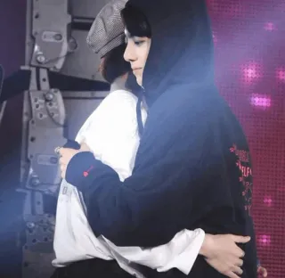 🐰 3f0fd9b7 abraço, carinho, amizade, amor, relacionamento, afeição, pessoas whatsapp sticker