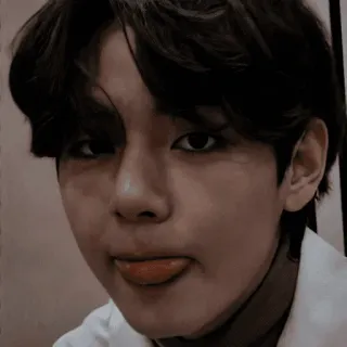 🫐 f10c73a9 V V, BTS, Kpop, idol, singer, celebrity, Korean, Kim Taehyung telegram sticker