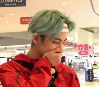 🤭 a2005493 행복 orang, jaket merah, bando, bahasa Korea whatsapp sticker