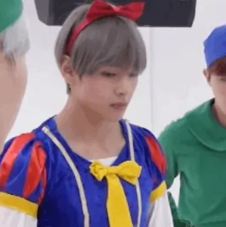 🍎 0eb5d189 Snow White 코스프레, 백설공주, 옷 입히기, 만화 캐릭터 whatsapp sticker