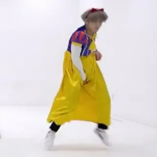 🍎 ee24e6b5 Snow White 백설공주, 코스튬, 드레스, 코스프레, 공주, 웃긴, 댄스 whatsapp sticker