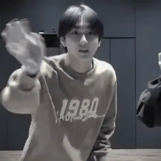 🧢 2cd8e8b8 1980 telegram sticker