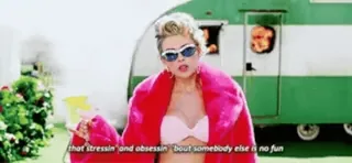 🌈 87de4c4f that stressin' and obsessin' bout somebody else is no fun женщина, розовый, солнцезащитные очки, трейлер, мода telegram sticker