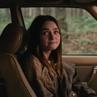 🔪 25e775df женщина, машина, водитель, человек, портрет, в машине telegram sticker