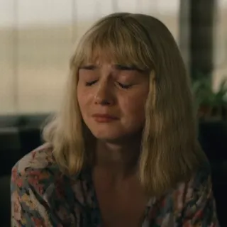 🔪 28c75e86 женщина, плачет, блондинка, грустная, портрет telegram sticker