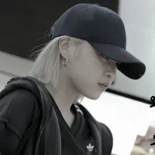 😎 e89fd254 telegram sticker