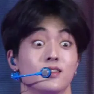 🙄 7ad1d8c3 faccia, espressione, uomo, divertente, meme telegram sticker